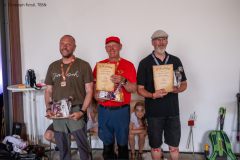 109-1-128_web